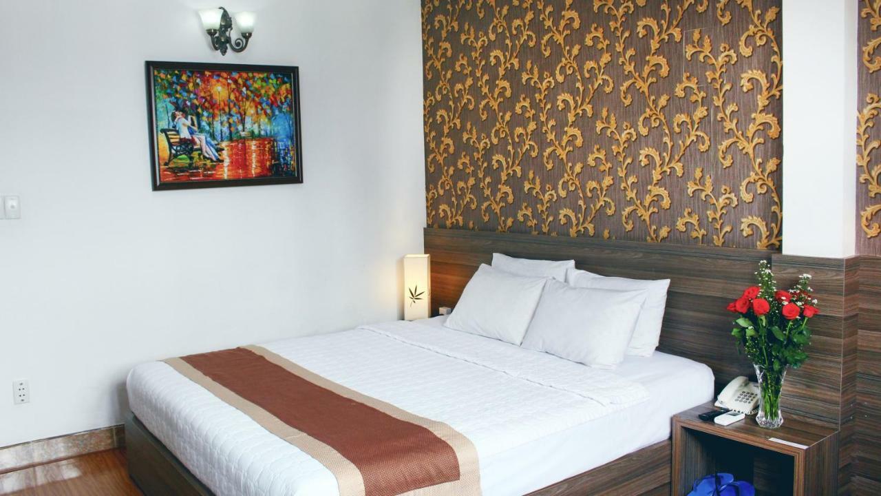 Rosa Centre Hotel Ho Chi Minh City Exterior photo